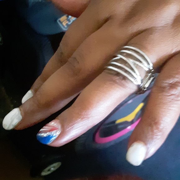 Ring - Picture 1 of 1